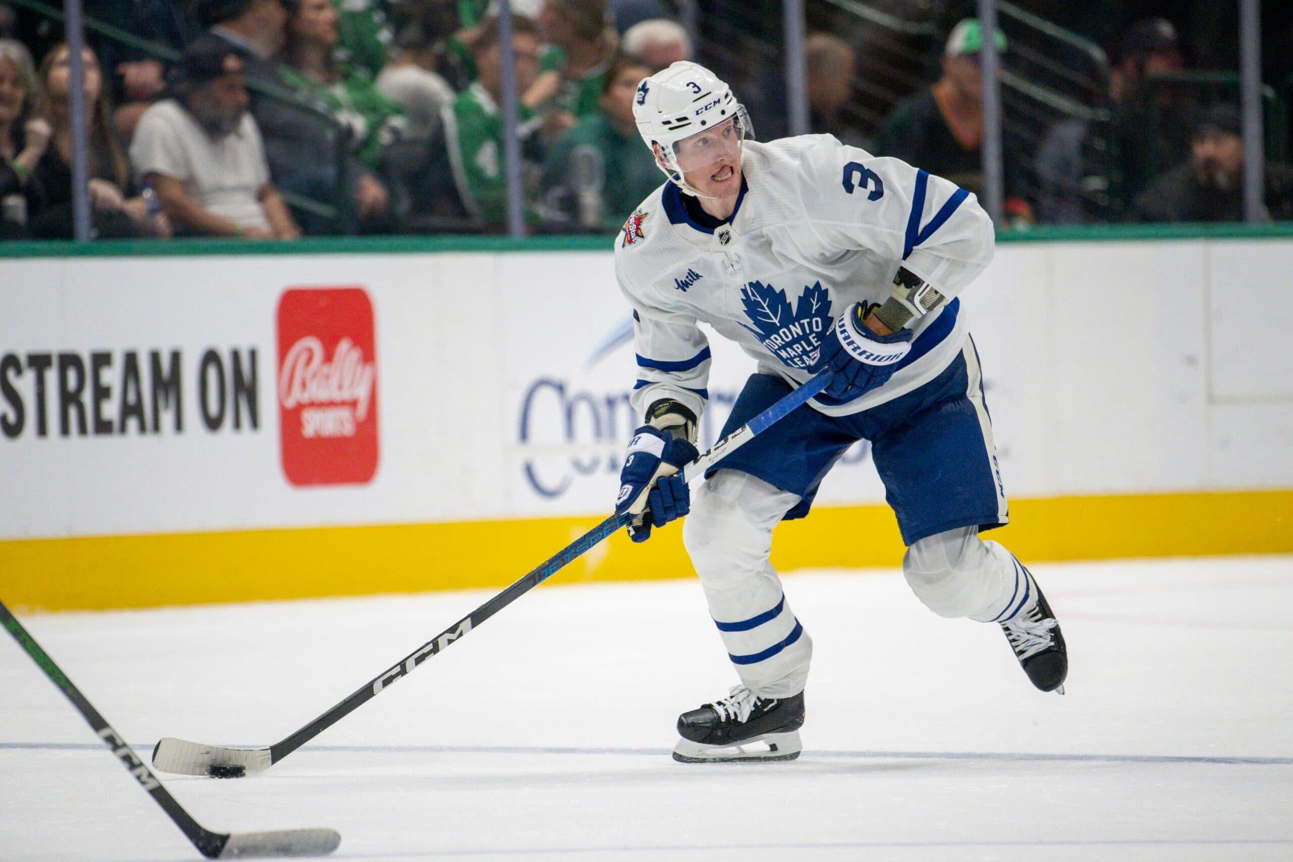 Edmonton Oilers sign John Klingberg