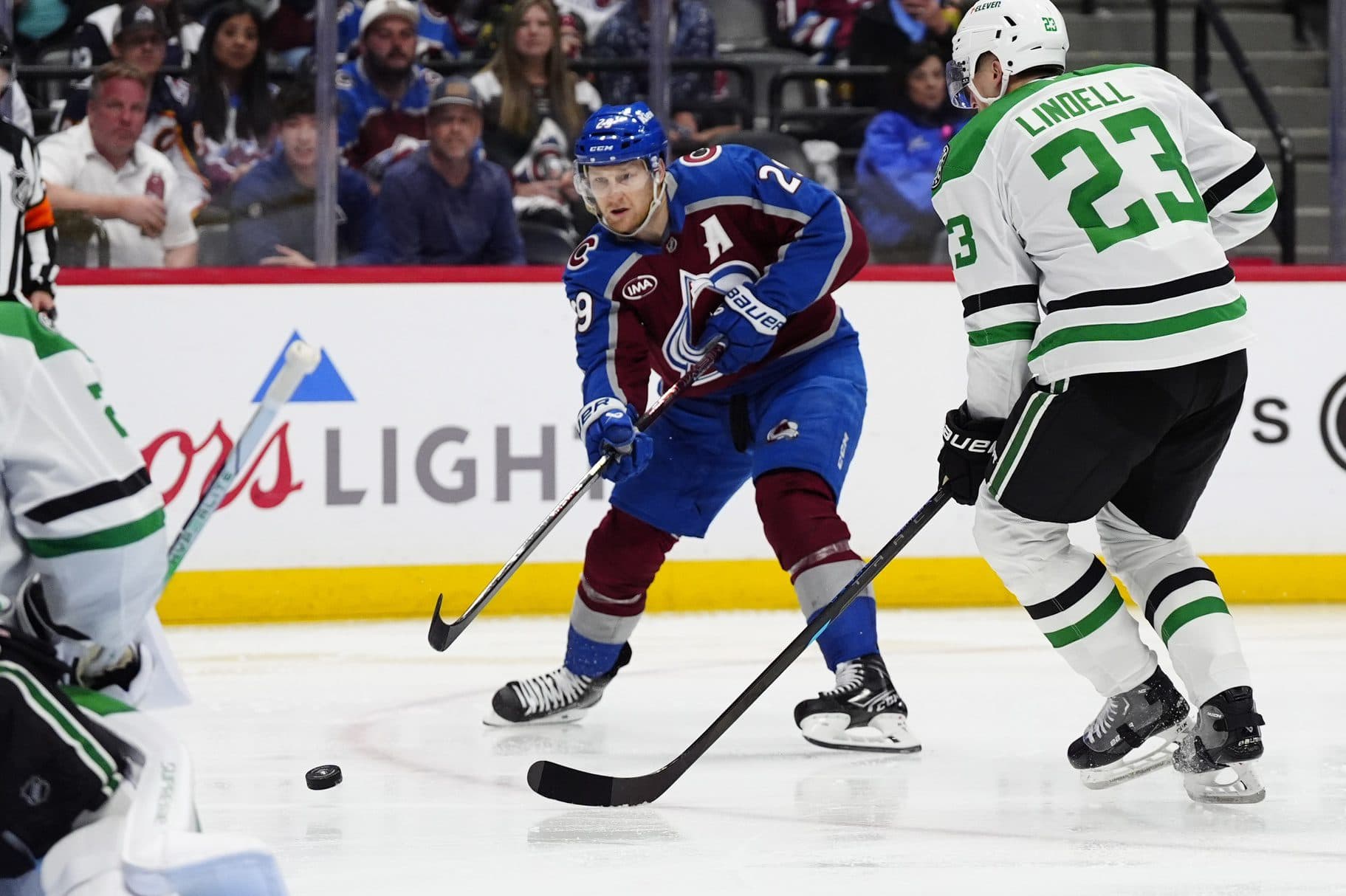Best NHL player prop bets (May 1): Higher usage should lead to more shot attempts from MacKinnon