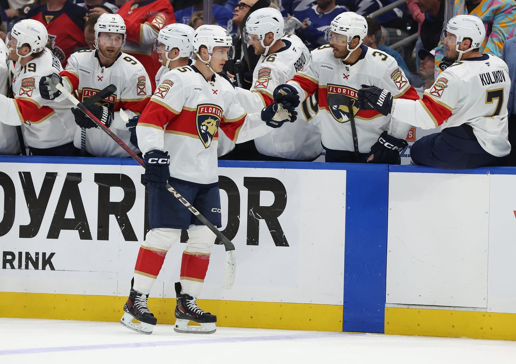 Anton Lundell makes so much happen for the Panthers